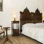 Casa Del Grande Vecchio Nocleg ze śniadaniem 4*