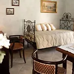 Casa Del Grande Vecchio Nocleg ze śniadaniem 4*