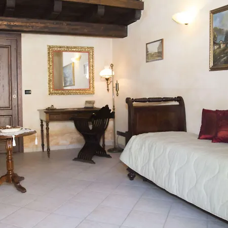 Casa Del Grande Vecchio Bed and breakfast Airasca