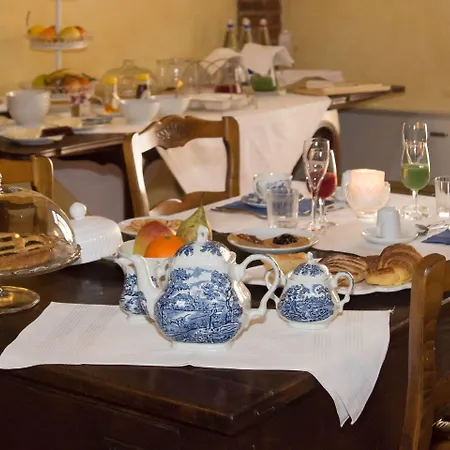 Casa Del Grande Vecchio Bed and breakfast 4*