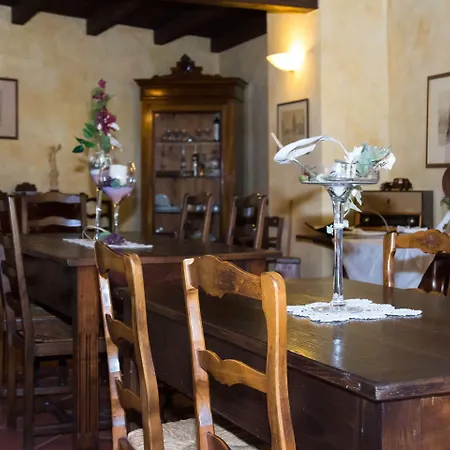 Nocleg ze śniadaniem Casa Del Grande Vecchio Airasca