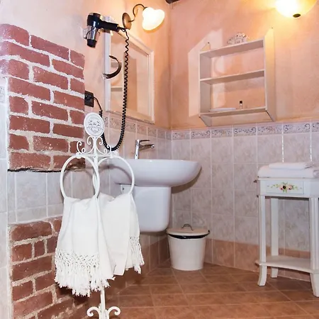 Casa Del Grande Vecchio Bed & Breakfast Airasca