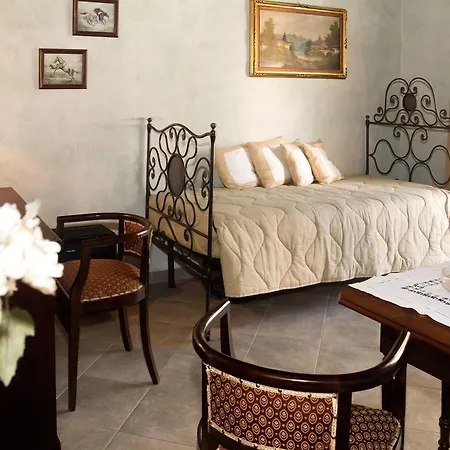 Casa Del Grande Vecchio Nocleg ze śniadaniem 4*
